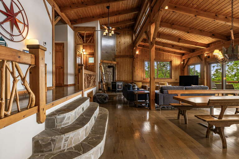 Stairs To Main Level Bedrooms
