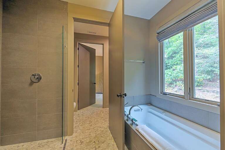 Shower & Jetted Tub - Shared by Bedrooms 3 & 4