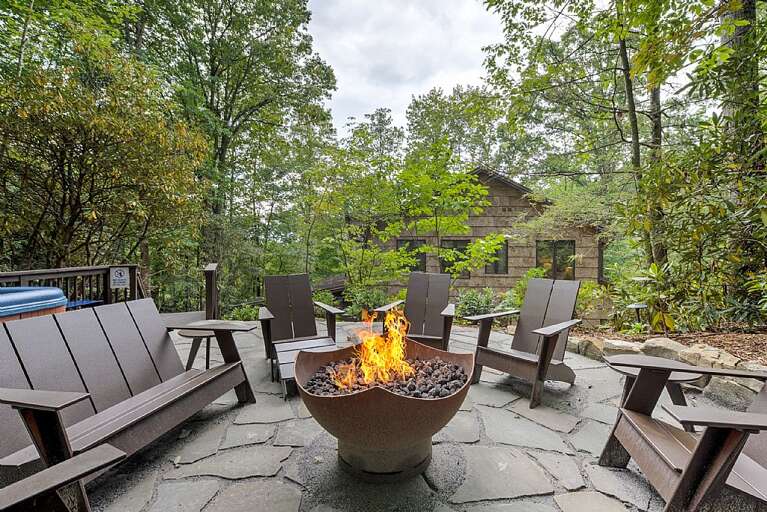 Fire Pite Sitting Area