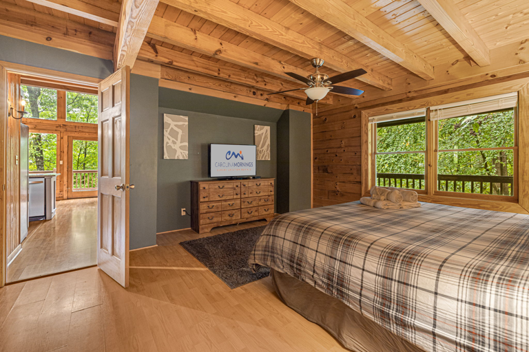 Main Level - Main Suite/Bedroom One - King Bed w/ TV