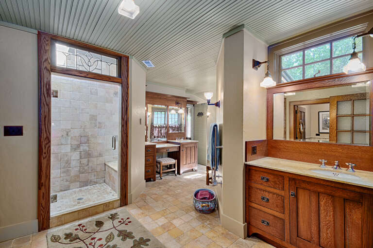 Main Suite Bedroom 1 Full Bath