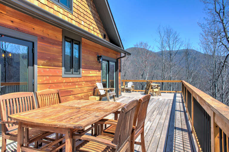 Deck w/ Outdoor Seating & Dining Deck w/ Outdoor Seating & Dining
