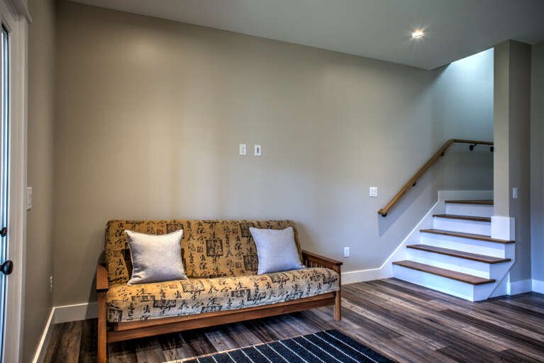 Lower Level - Full Futon
