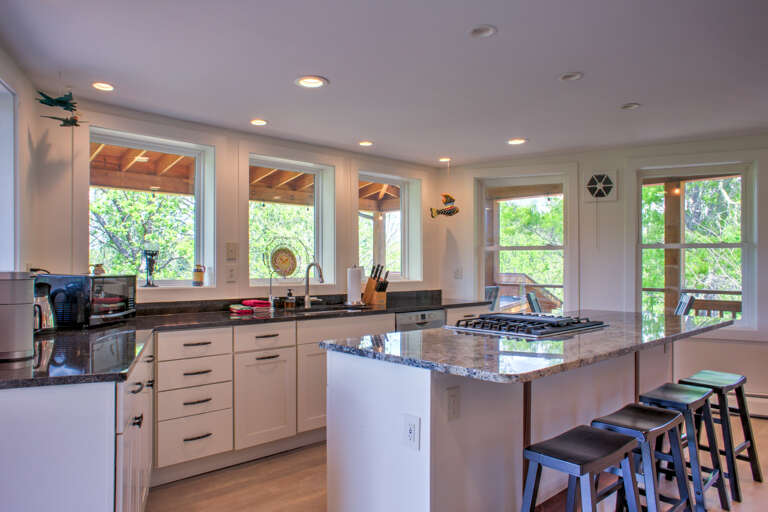 Chef's Gourmet Kitchen