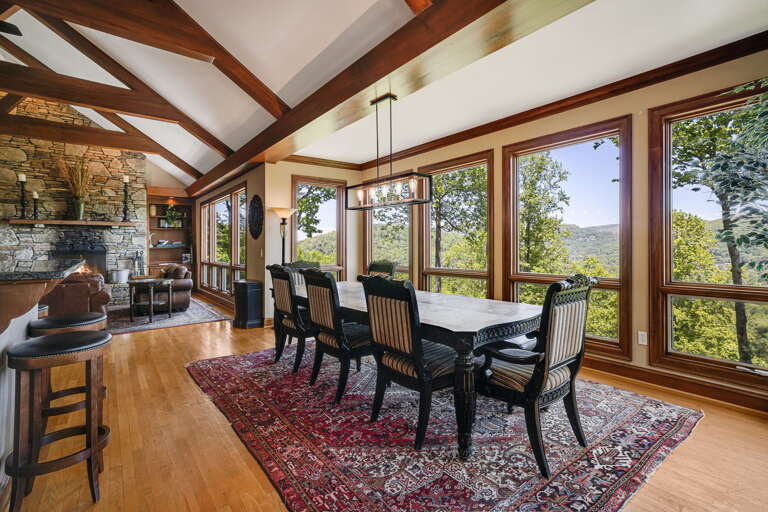 Formal Dining Area w/ Mountain Views & Breakfast Bar Seating