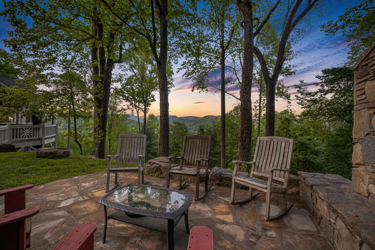 Relax and Enjoy the Mountain Views