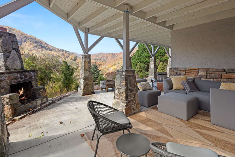 Lower Level Patio Area with Seating Area Lower Level Patio Area with Seating Area