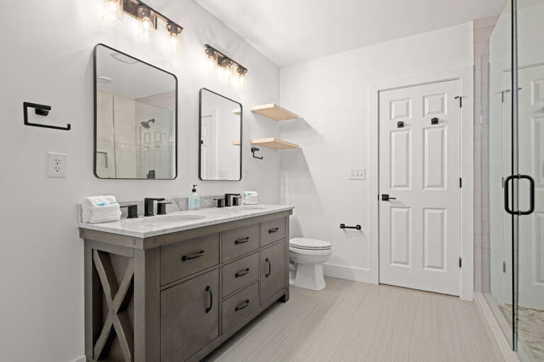 Double Vanity in Shower Bath