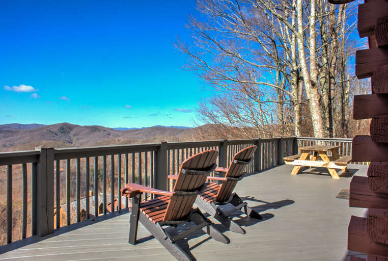 Fresh Mountain Air on the Upper Level Deck Fresh Mountain Air on the Upper Level Deck