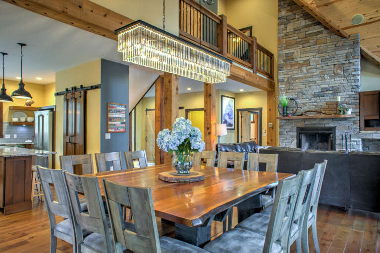 Dining Area Dining Area