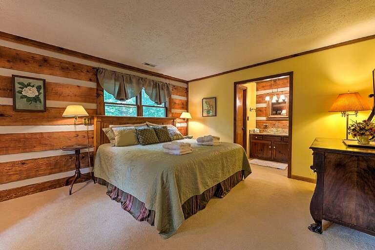 Main Suite:Bedroom 1