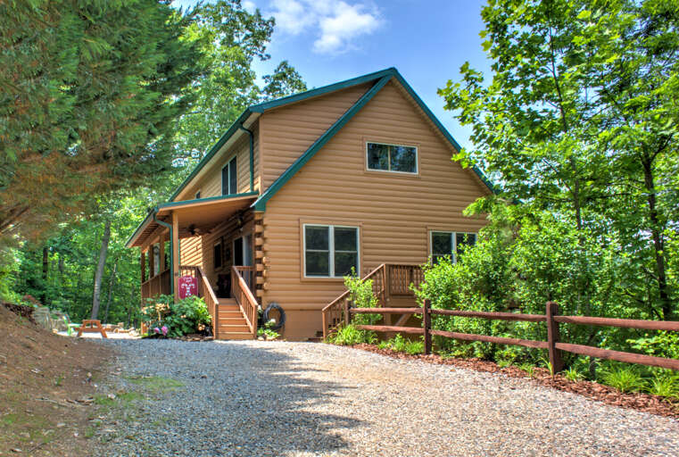 Enjoy Your Stay at Candyland Cabin