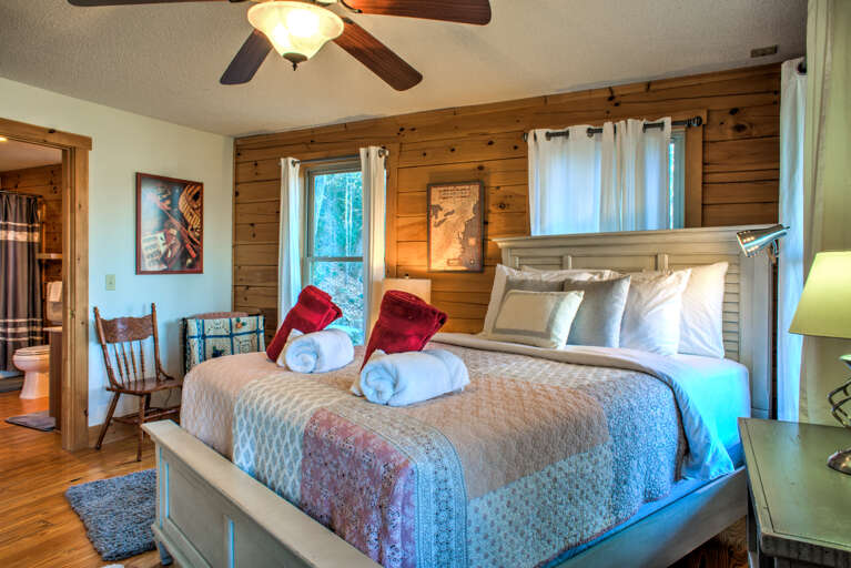 Main Suite/Bedroom One w/ Attached Full Bath Main Suite/Bedroom One w/ Attached Full Bath