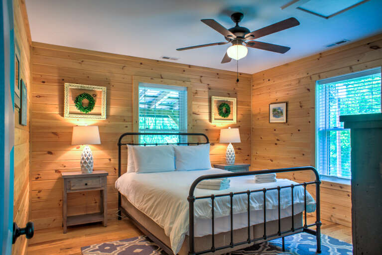 Bedroom 1 -Queen Bed, Main Level Bedroom 1 -Queen Bed, Main Level