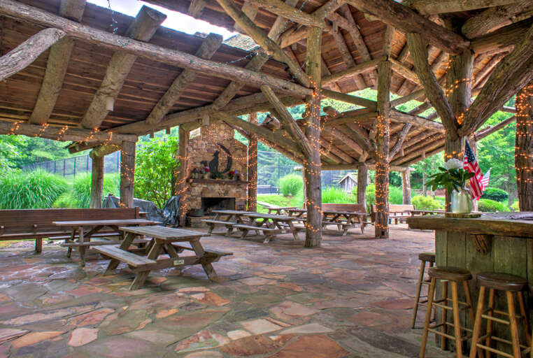 Wolf Laurel Community - Picnic Area