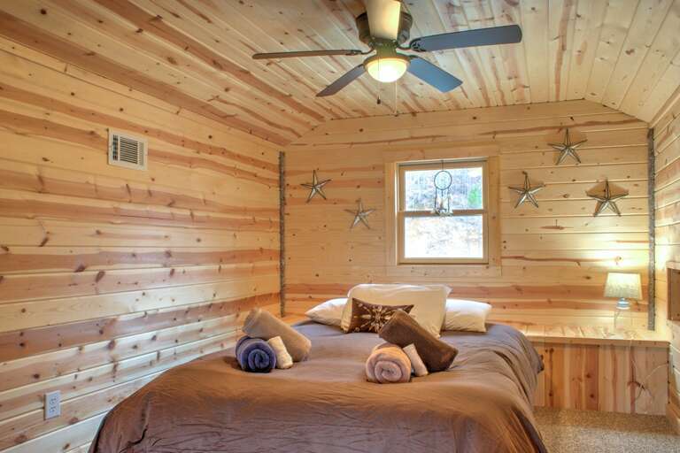 Loft - Full Bed