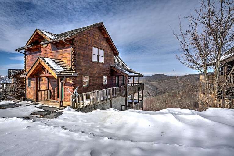 Wintertime At Lookout Lodge