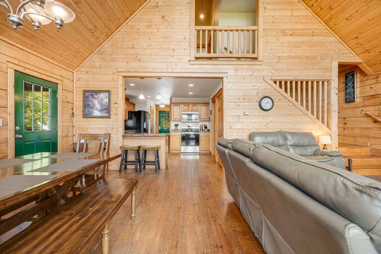 Main Level w/ Open Floorplan