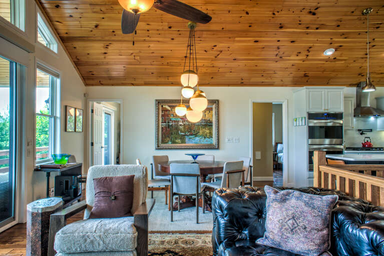 Living Area & Dining Area