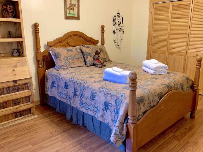 Bedroom 2 - Queen Bed, Lower Level