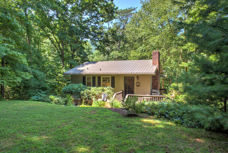 Welcome to Rose Hill Country Cottage Welcome to Rose Hill Country Cottage