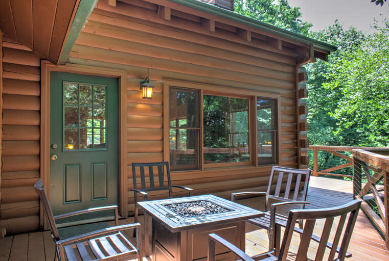 Deck w/ Cozy Gas Fire Pit Deck w/ Cozy Gas Fire Pit