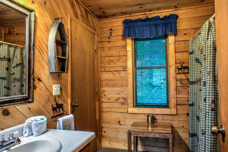 Main Suite/Bedroom One - attached Full Bath Main Suite/Bedroom One - attached Full Bath