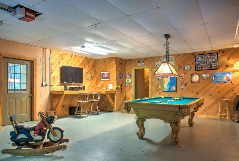 Lower Level - Recreation Area w/ Pool Table