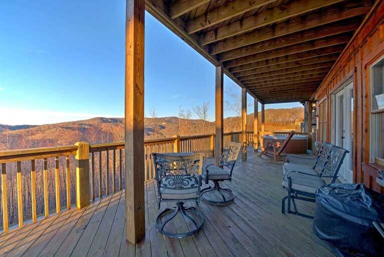 Covered Deck w/ Mountain Views