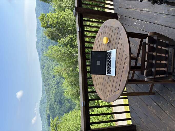 Enjoy Working Remote With Beautiful Views From Sky High