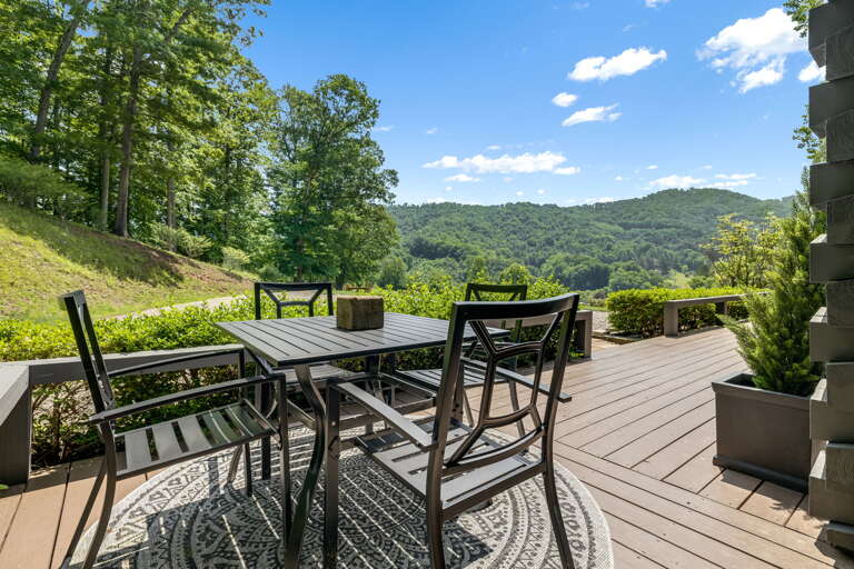 Dine In the Fresh Air