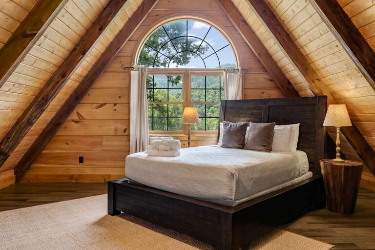 Upper Level - Bedroom Three - Queen Bed