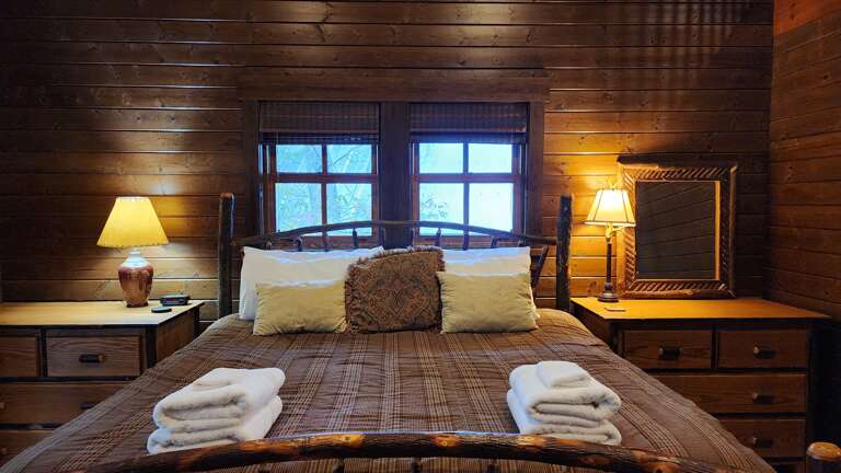 Living Area w/ King Bed