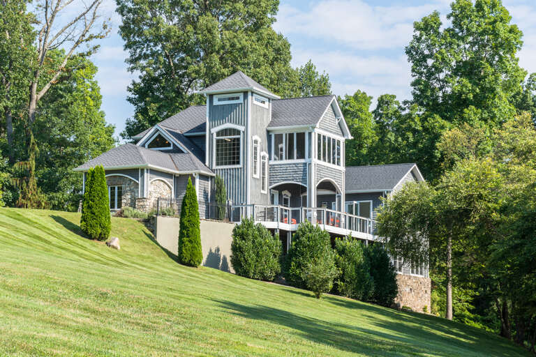 Waterfall Manor - Spring/Summer