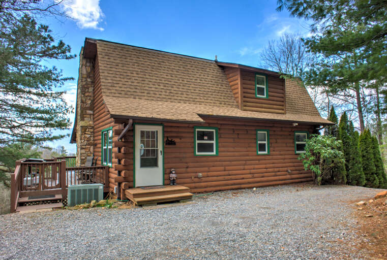 Whitetail Lodge
