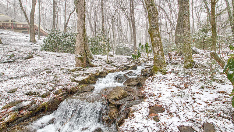 Winter at Woodland Escape