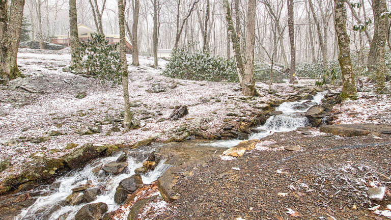 Winter at Woodland Escape