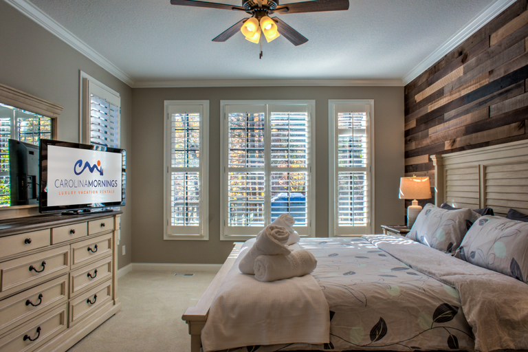 Main Level - Bedroom 1 - King Bed