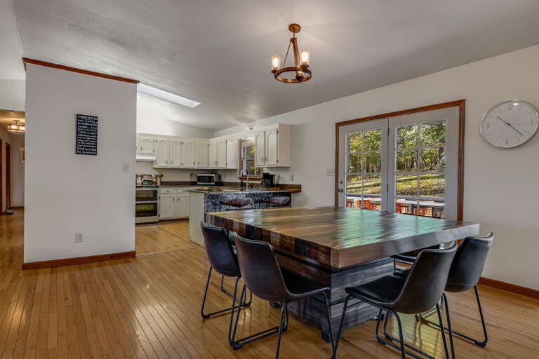 Dining Area and Back Patio Access Dining Area and Back Patio Access