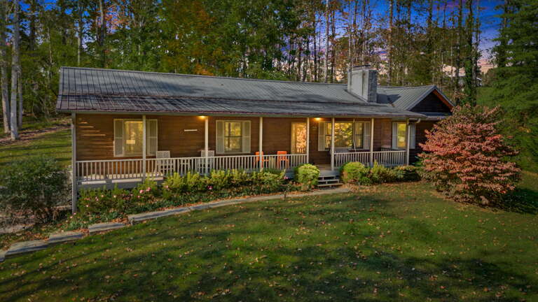 Hill Top Tree House Hill Top Tree House