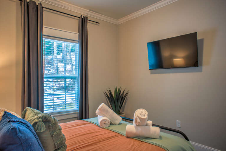 Bedroom 3 - Full Bed