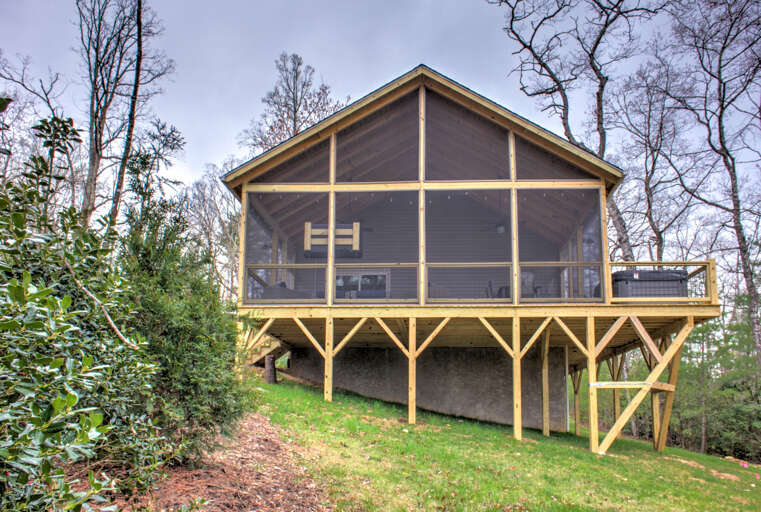 Back View - Pineview Bungalow