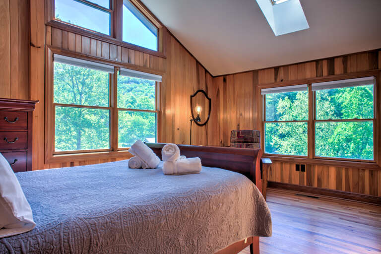 Upper Level - Bedroom Two - Queen Bed Upper Level - Bedroom Two - Queen Bed
