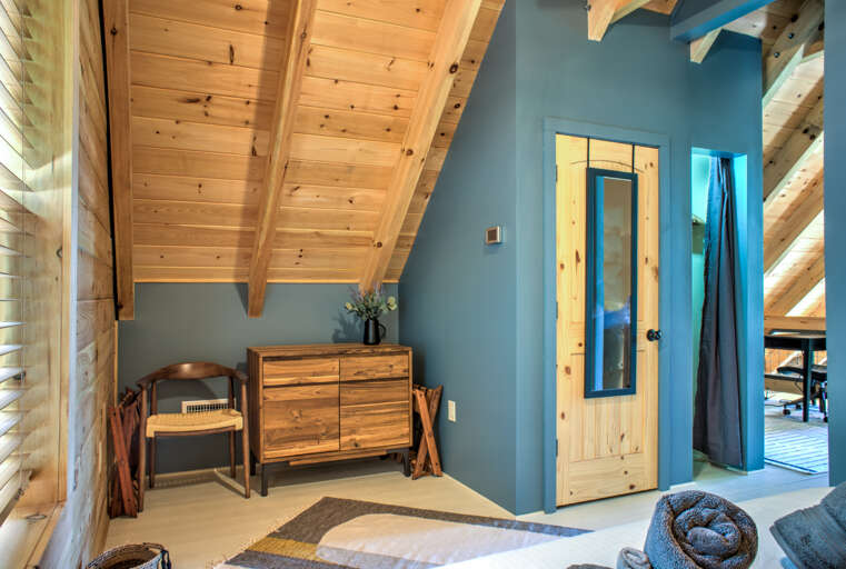 Upper Level - Bedroom 2 - King Bed