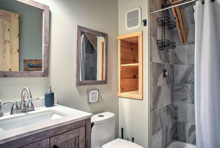 Upper Level - Shower Bath