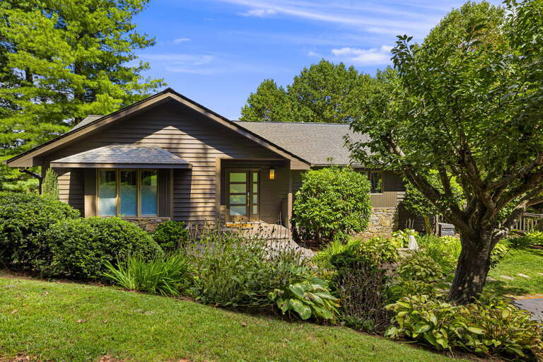 Start Your Mountain Adventures At Misty Mountain