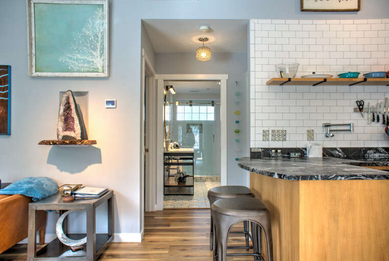 Hallway to Bedroom, Office and Shared Shower Bath