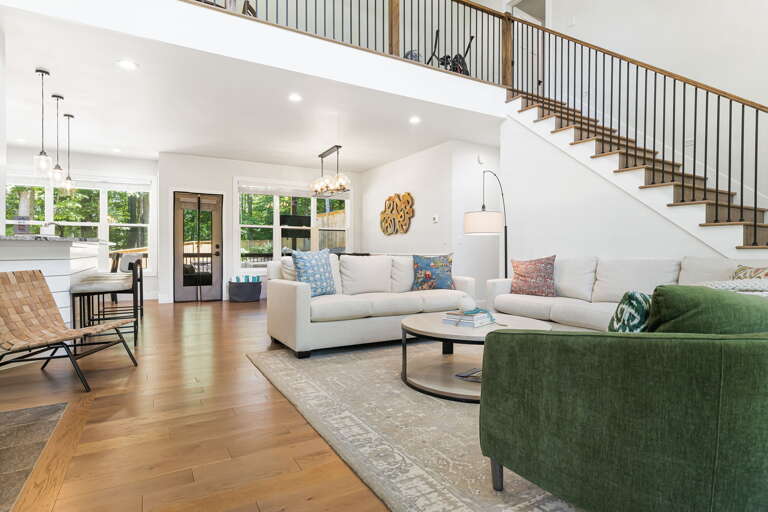 Living Area w/ Open Floor Plan