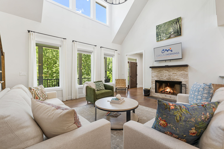 Main Level - Living Area w/ Gas Fireplace and Smart TV
