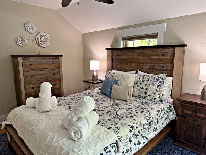 Upper Level - Bedroom Two - Queen Bed